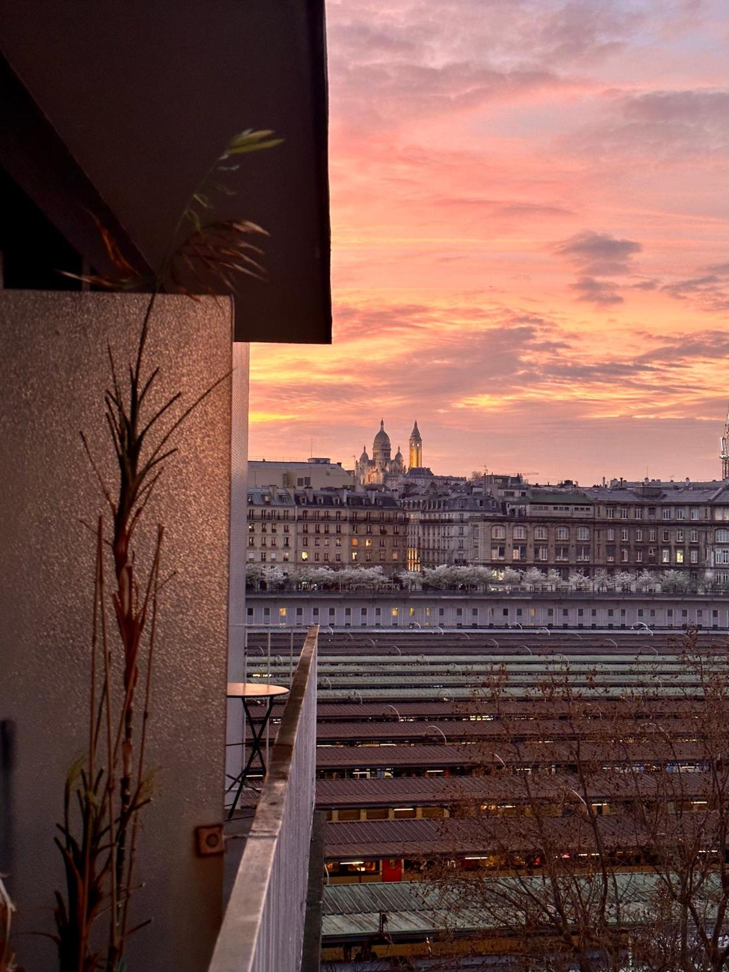 Paradis Du Canal St-Martin Et Jardin Villemin Paris Exterior photo